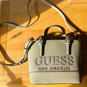 Guess crossbody purse